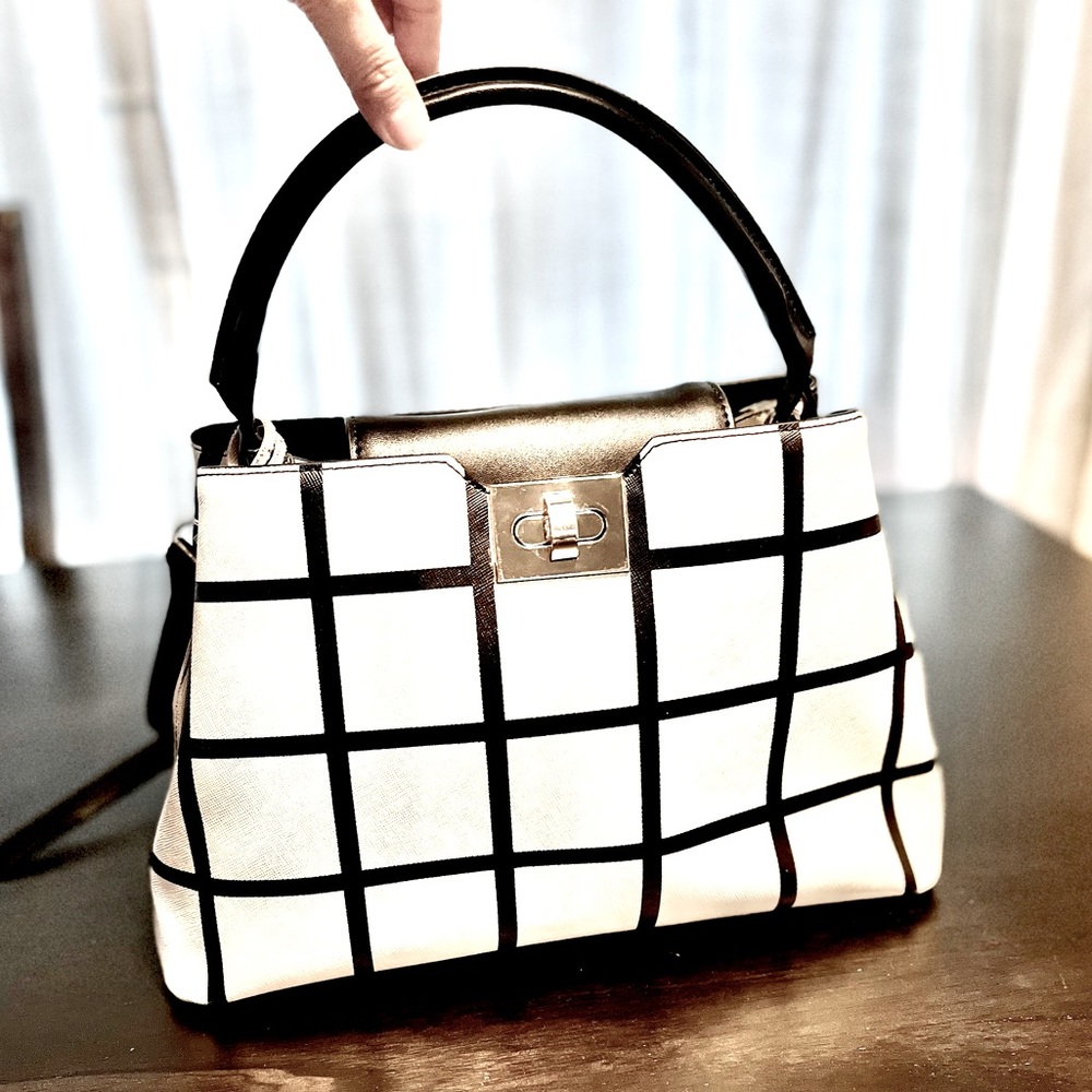CHARLES JOURDAN LEATHER HANDBAG
